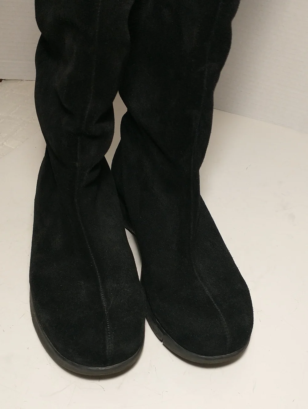 La Canadienne Trevis Black Suede Fur Lined Tall Winter Boots, Size 9, Waterproof